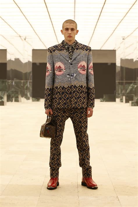 louis vuitton mens fall winter 2021|Louis Vuitton men's clothing 2021.